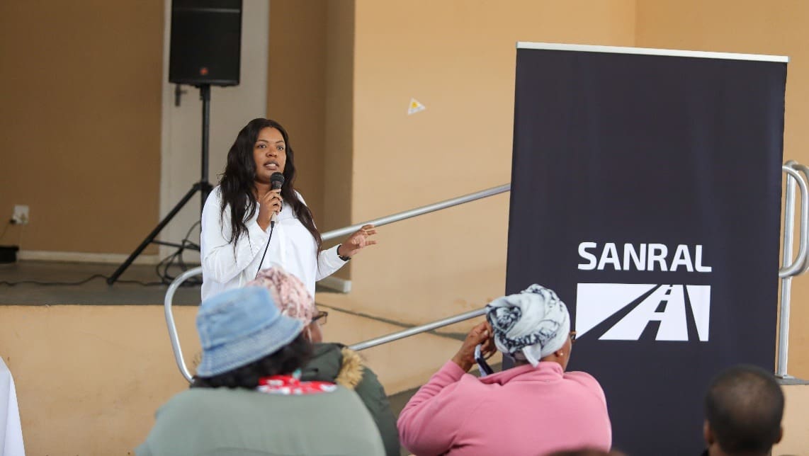 SANRAL Southern Regional Community Development Specialist Xoliswa Chubana SANRAL’s Southern Regional Community Development Specialist Xoliswa Chubana addressed stakeholders during an information session that was held in Bedford.