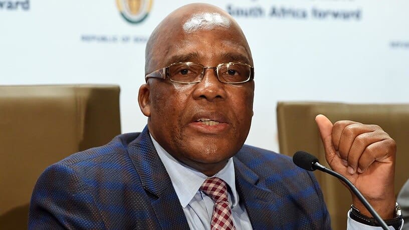MINISTER OF HOME AFFAIRS, DR. AARON MOTSOELEDI ADDRESSES THE MEDIA ON THE DIGITILIZATION OF RECORDS PROJECT PSA oxygen tender report released, motsoaledi urges action.