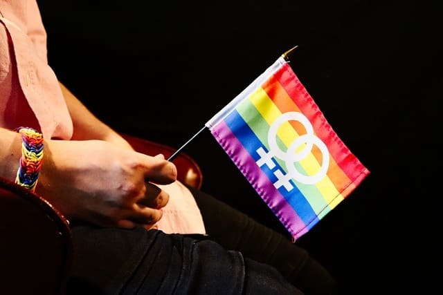 Gay G09e4a2c2c 640 Gay