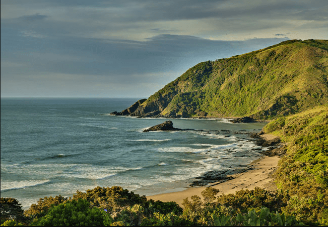 WHAT IS THE GEOGRAPHY OF MPONDOLAND? Mpondoland