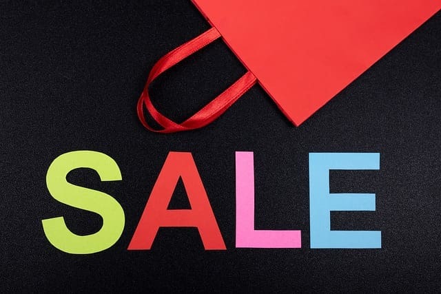 How to avoid getting scammed this festive season