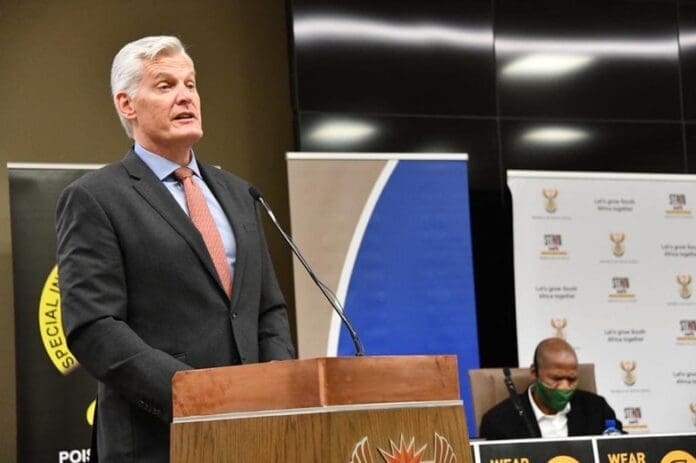 Eskom CEO, Andre De Ruyter This follows after De Ruyters received public backlash during the previous week from Energy Minister Gwede Mantashe and Public Enterprise Minister Pravin Gordhan.