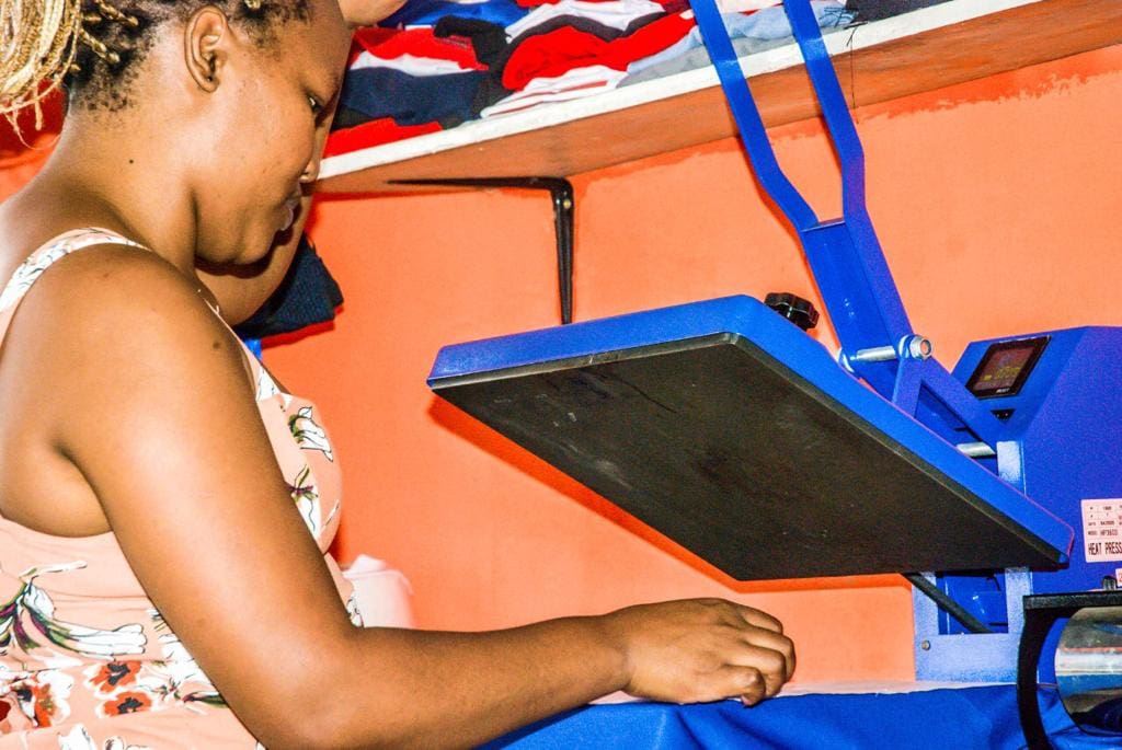 NOGOJELA SHARES THE STORY OF POSHY-A PRINTING, BRANDING & FUNDING NOGOJELA SHARES THE STORY OF POSHY-A PRINTING, BRANDING & FUNDING