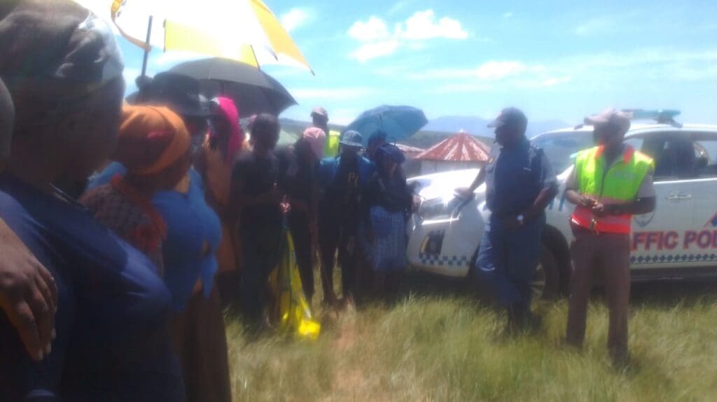 WARD 2 RESIDENTS OUTCRY POOR SERVICE DELIVERY IN THEIR WARD