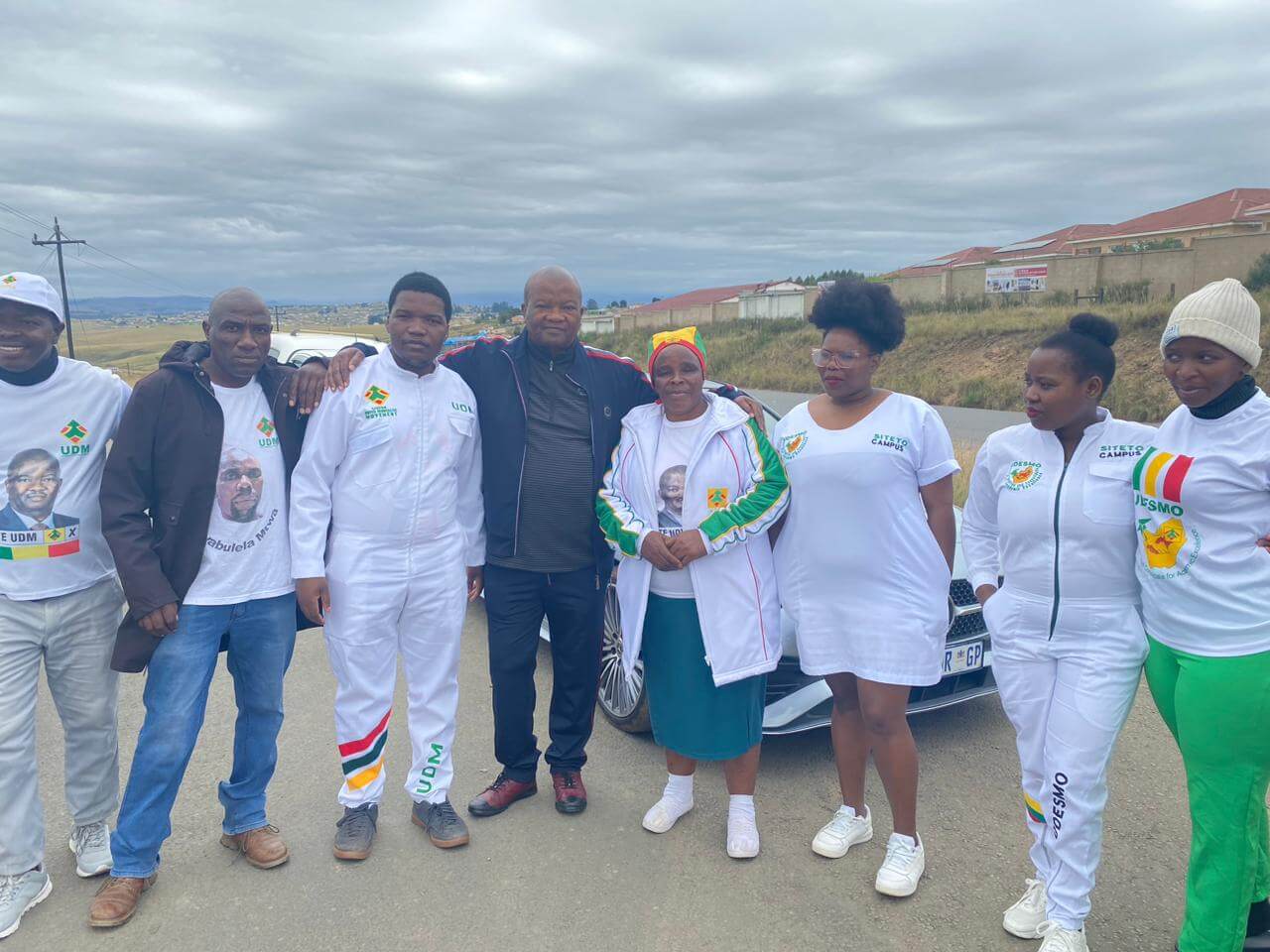 United Democratic Movement president Bantu Holomisa donates R100 000 to Nyanisweni Senior secondary school