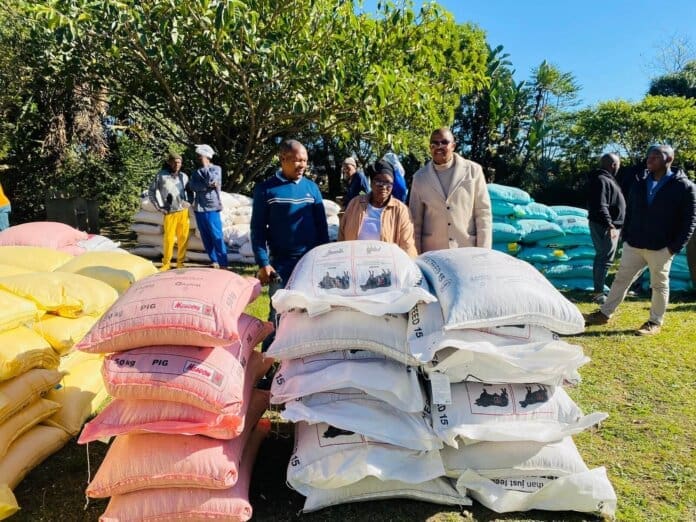 Honorable Mayor T.D Mafumbatha handed over farming products to a number of Winnie Madikizela local municipality famers