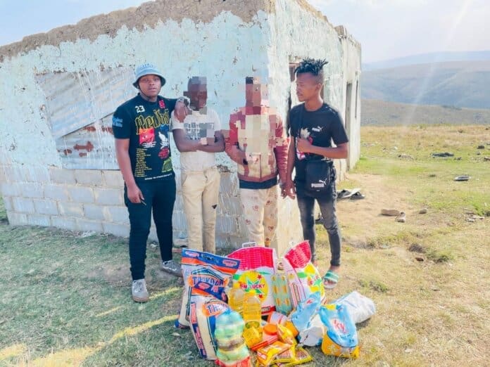 Sabelo And Thabani You are never too young to lend a helping hand