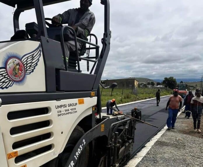 Ntabankulu LM Roads NTABANKULU ROADS ARE REVAMPED AMIDST UPCOMING ELECTIONS