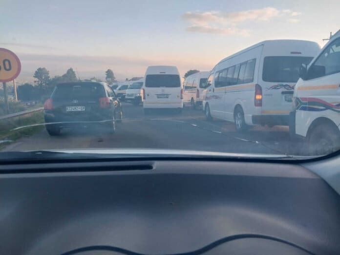 Mount Frere N2 Road Closure By Taxi Bosses