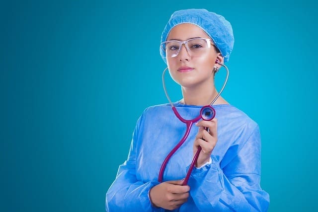 Woman 2141808 640 Tens of thousands of unemployed teachers and SA doctors; yet our schools and hospitals lack professionals