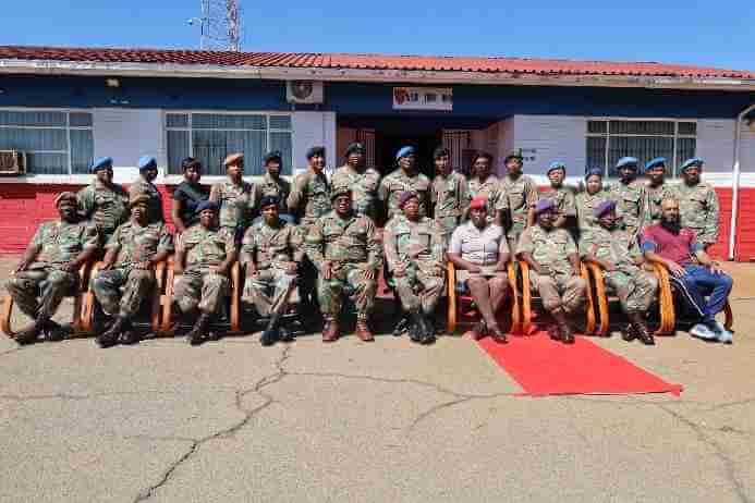 SANDF Photo 11zon SA Army Leader Inspects Support Bases in Gauteng