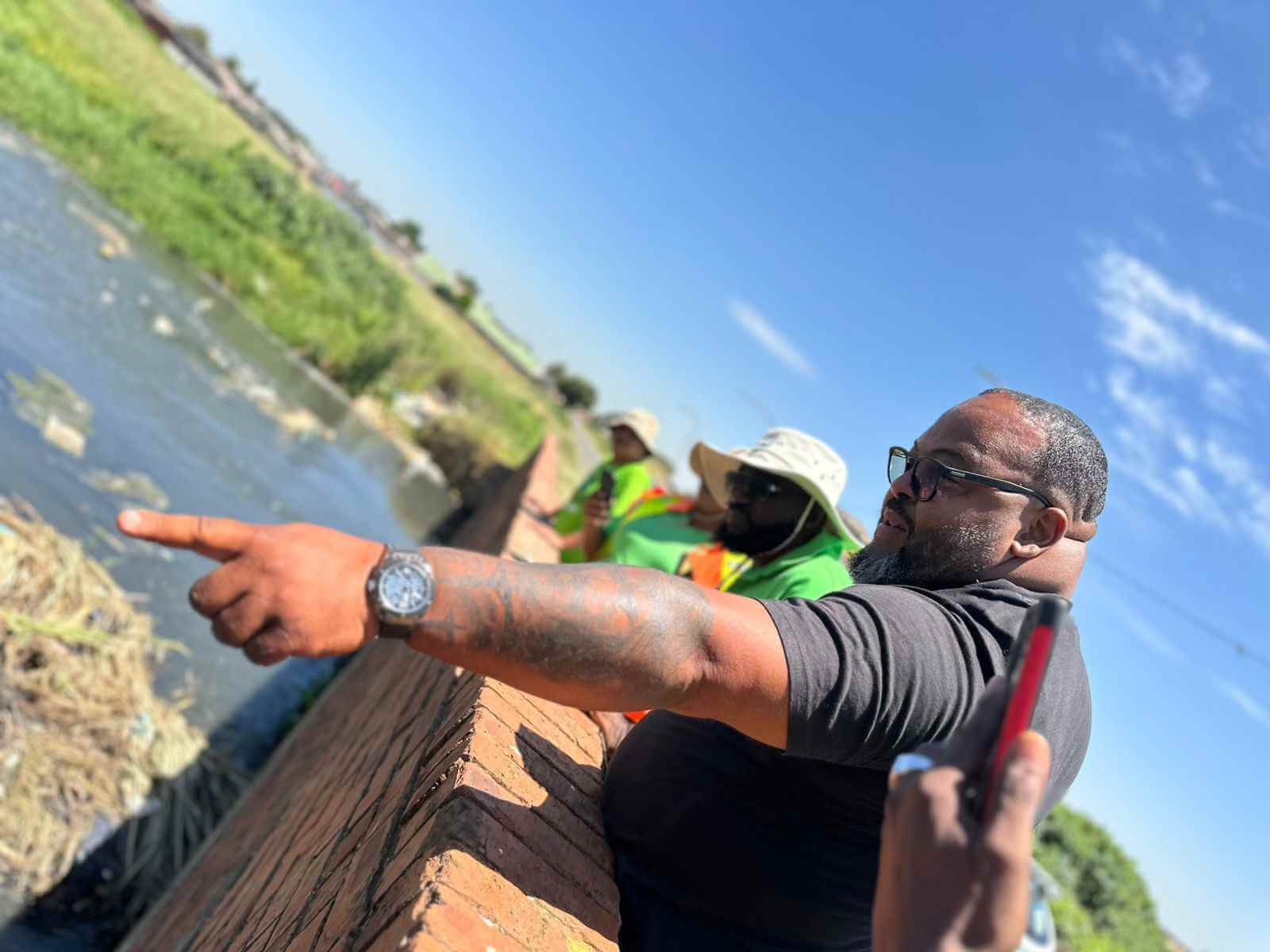 Eldorado Park residents appeal for government intervention against dangeLocal Councillor Points To The Unsightly Pollutants Floating In Klipriver 11zonrously polluted river