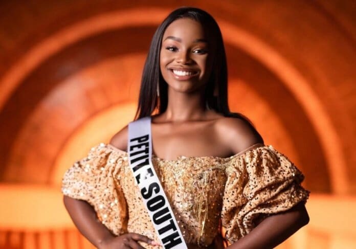 Melissa Nontshe wearing South African sash at Teen Universe International 2025 in Dominican Republic