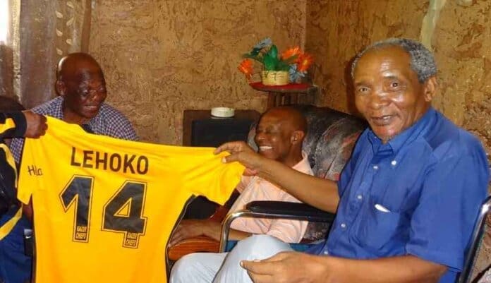 Kaizer Chiefs Chairman Pays Tribute to Club Legend Bull Lehoko