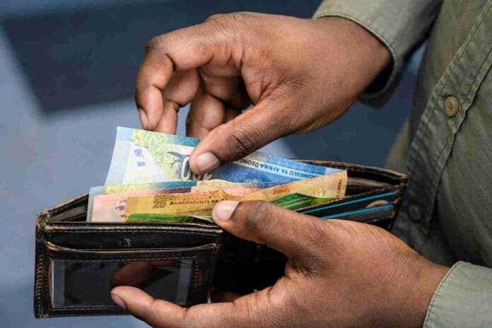 SASSA Dismisses Fake Messages About May Grant Cancellations Amid SRD Payment Status Checks