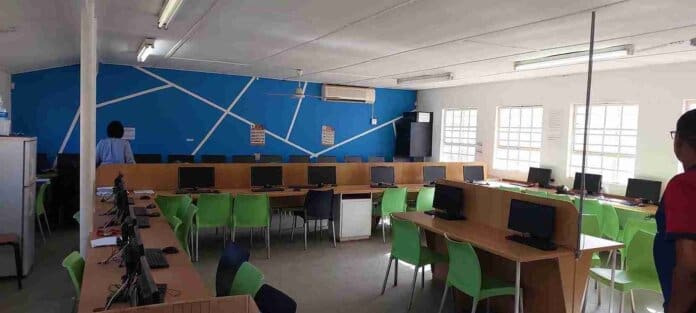 MetroFibre takes connectivity to Ndzondelelo and Loyiso High Schools in Zwide