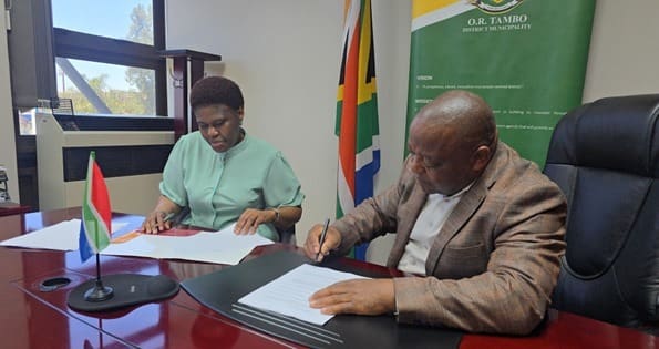 OR Tambo District Signs Accountability Pact With Public Protector OR Tambo District Signs Accountability Pact With Public Protector