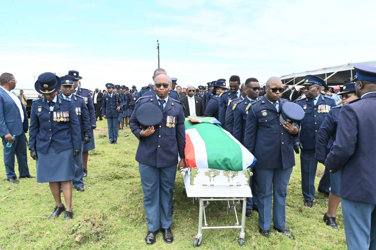 The Special Provincial Funeral was attended by government representatives, the sporting community, and local residents.