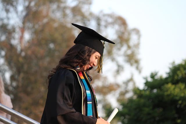 Graduation 4502798 640 How NSFAS loans and bursaries legally work in South Africa