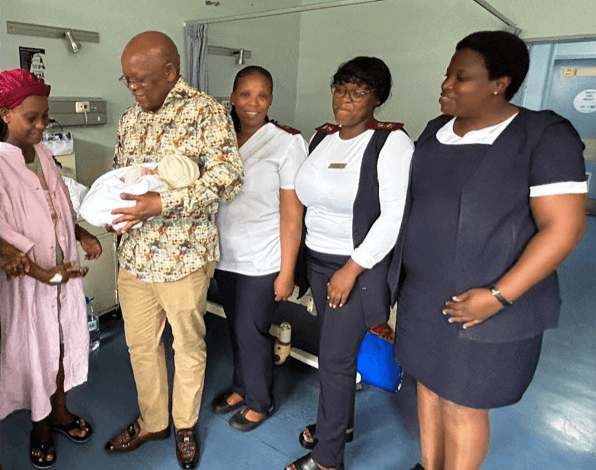 Transport MEC Hands Out Gifts To Mothers As Part Of New Year Hospital Visits Transport MEC hands out gifts to mothers as part of New Year hospital visits