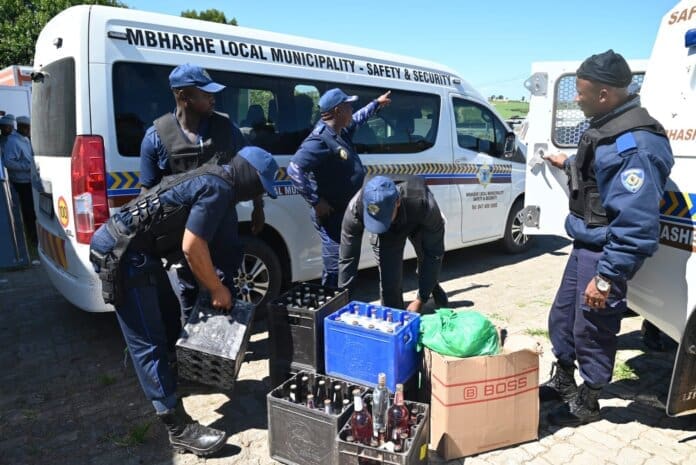 Mbhashe Municipality shuts illegal shops in Dutywa operation