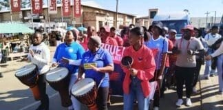 FC Ravens receive emotional send-off ahead of national play-offs FC Ravens receive emotional send off ahead of national play offs