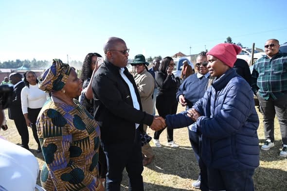Mabuyane visits Nandipha Sodwele Mabuyane visits Nandipha Sodwele